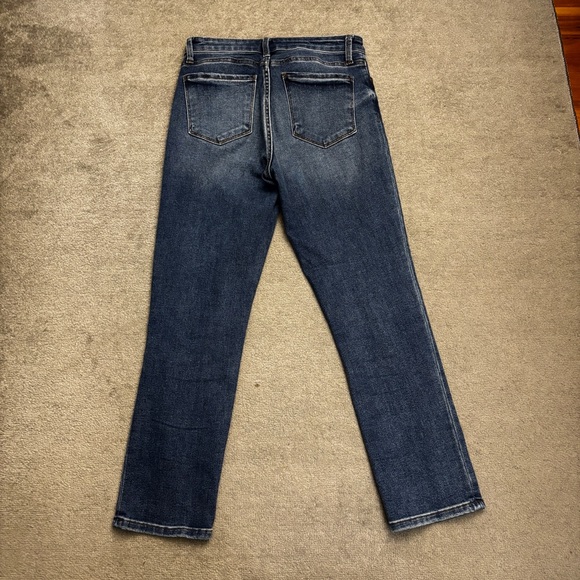 Evereve Ever Straight High Rise Non Distressed Straight Leg Jeans - Picture 2 of 9
